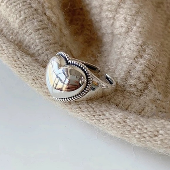 Jewelry - ♡ BOHO Trendy Heart Sterling Silver Ring ♡